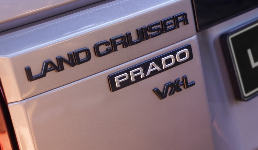 VX-L back in the Prado range