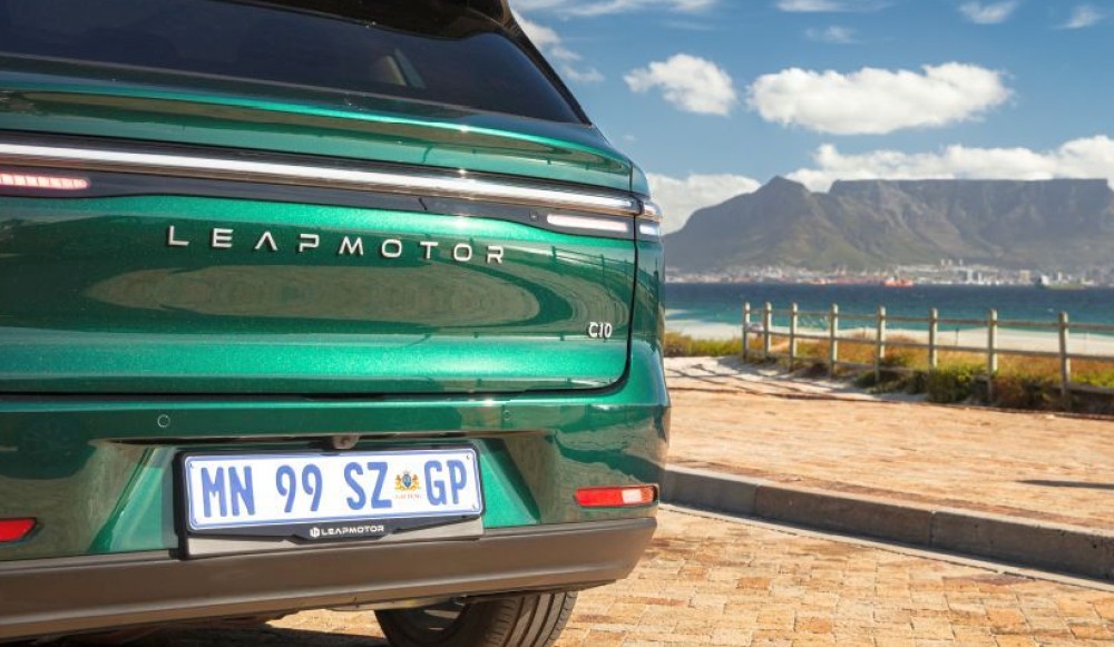 Road Review - Leapmotor C10 REEV Design