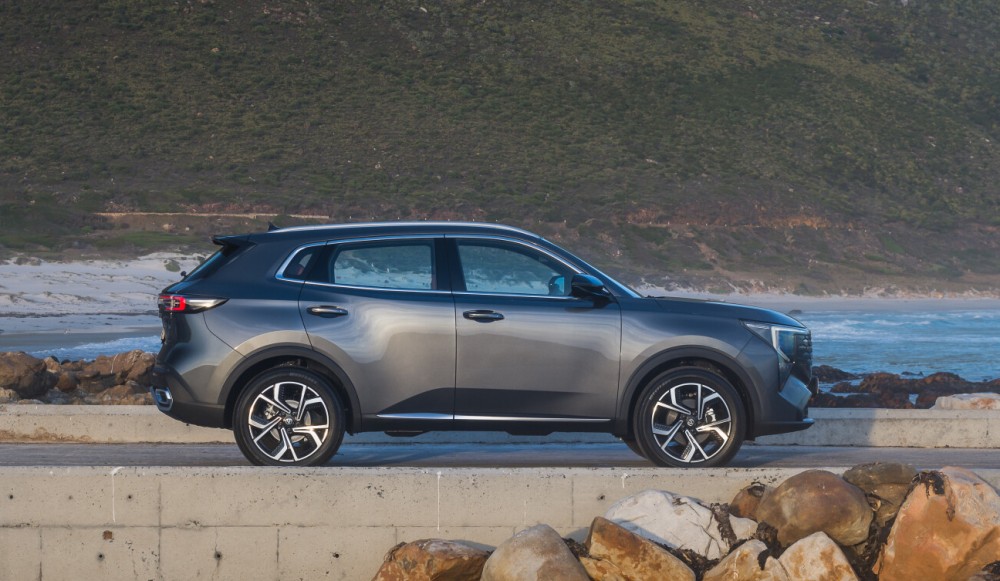 First Drive - Changan UNI-S