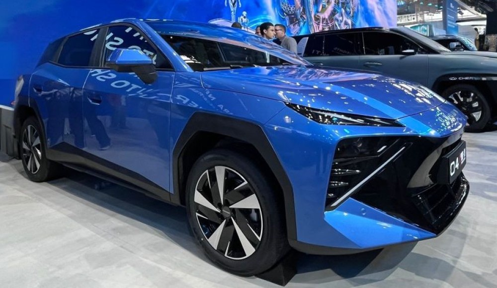 Full charge from the Chinese