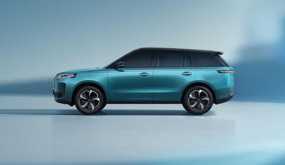 Jaecoo doubles down on electric
