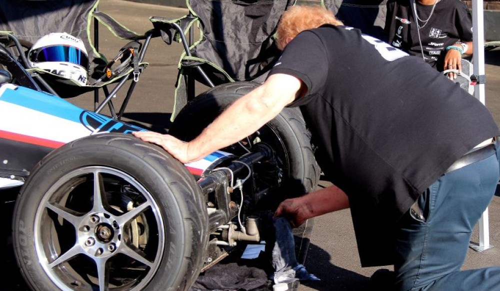 Spring fever grips Zwartkops