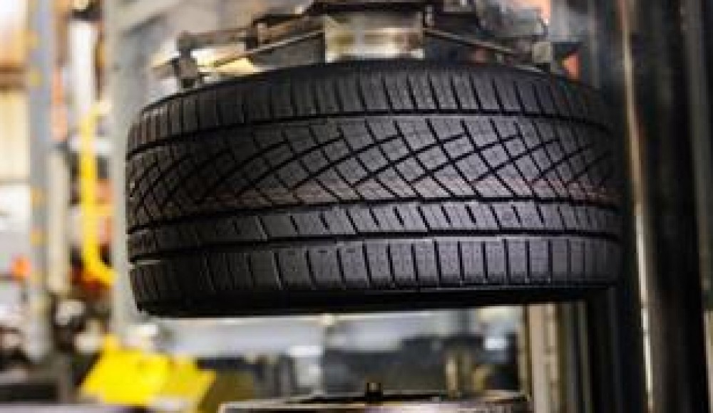 Continental expands tyre choice