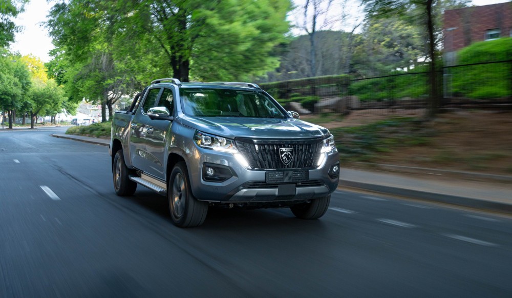 PEUGEOT UPGRADES LANDTREK WITH NEW 2.2-LITRE MULTIJET TURBODIESEL, MORE CAPABILITY AND ENHANCED TECHNOLOGY