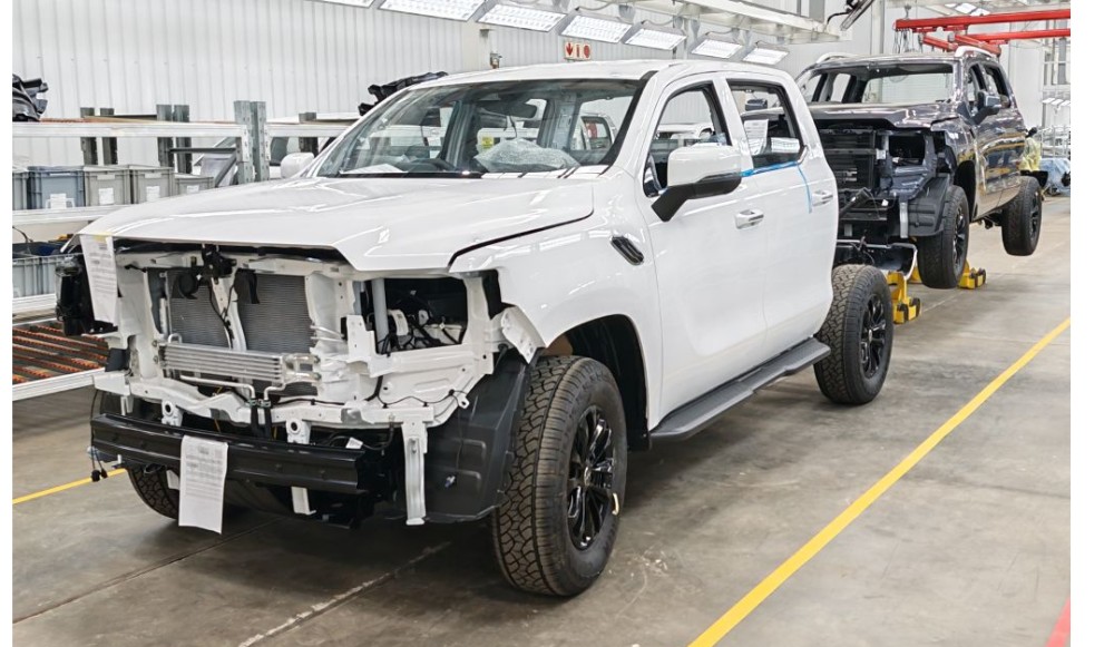 Foton to launch PHEV bakkie