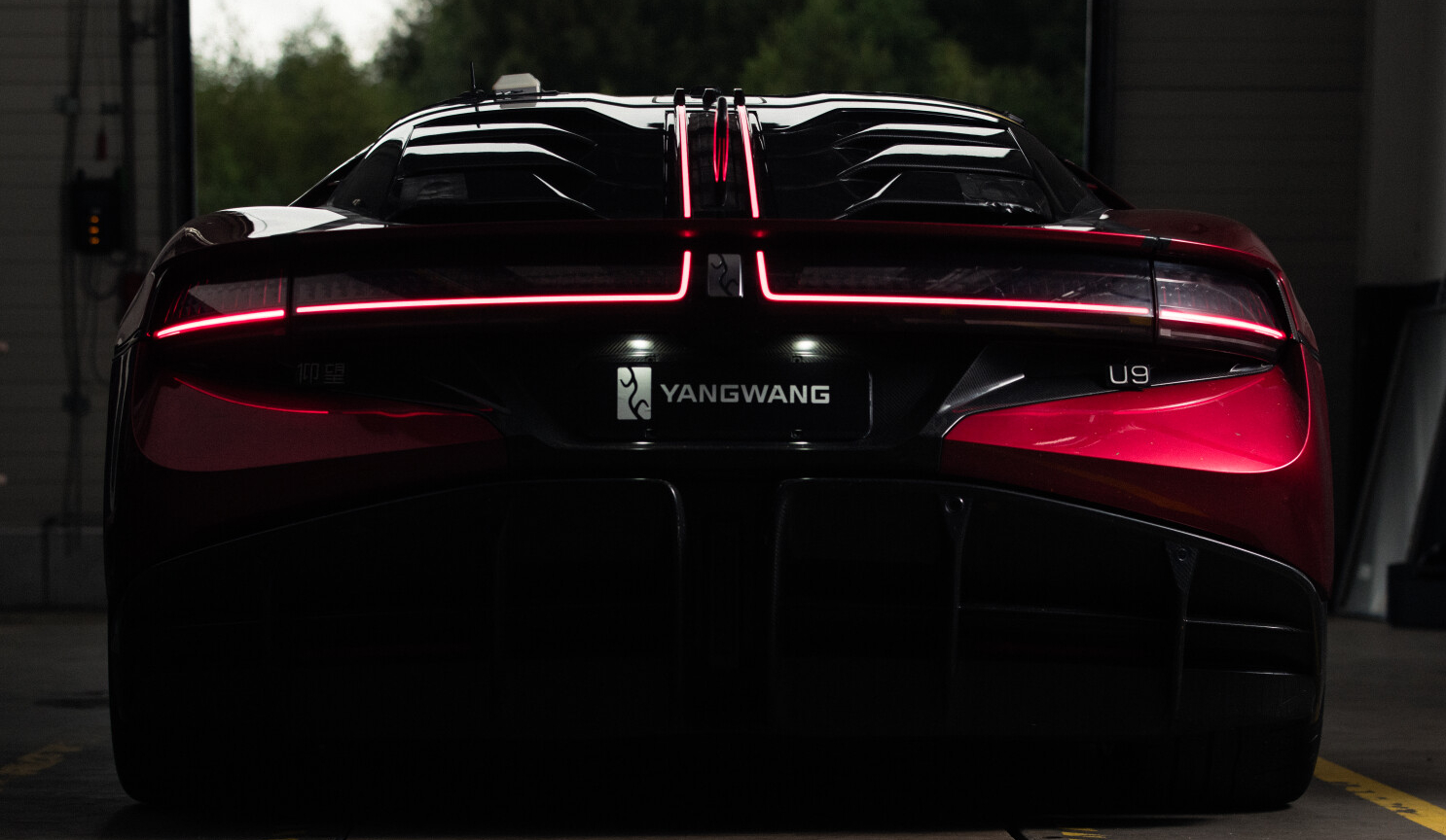 Electric car shatters speed record