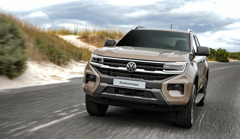 Volkswagen Commercial Vehicles join King of the Whip 2025 - showcasing the power and precision of the Amarok
