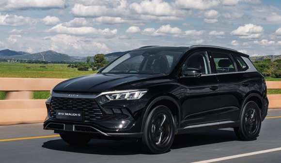 BYD announces pricing for the Sealion 5 hybrid