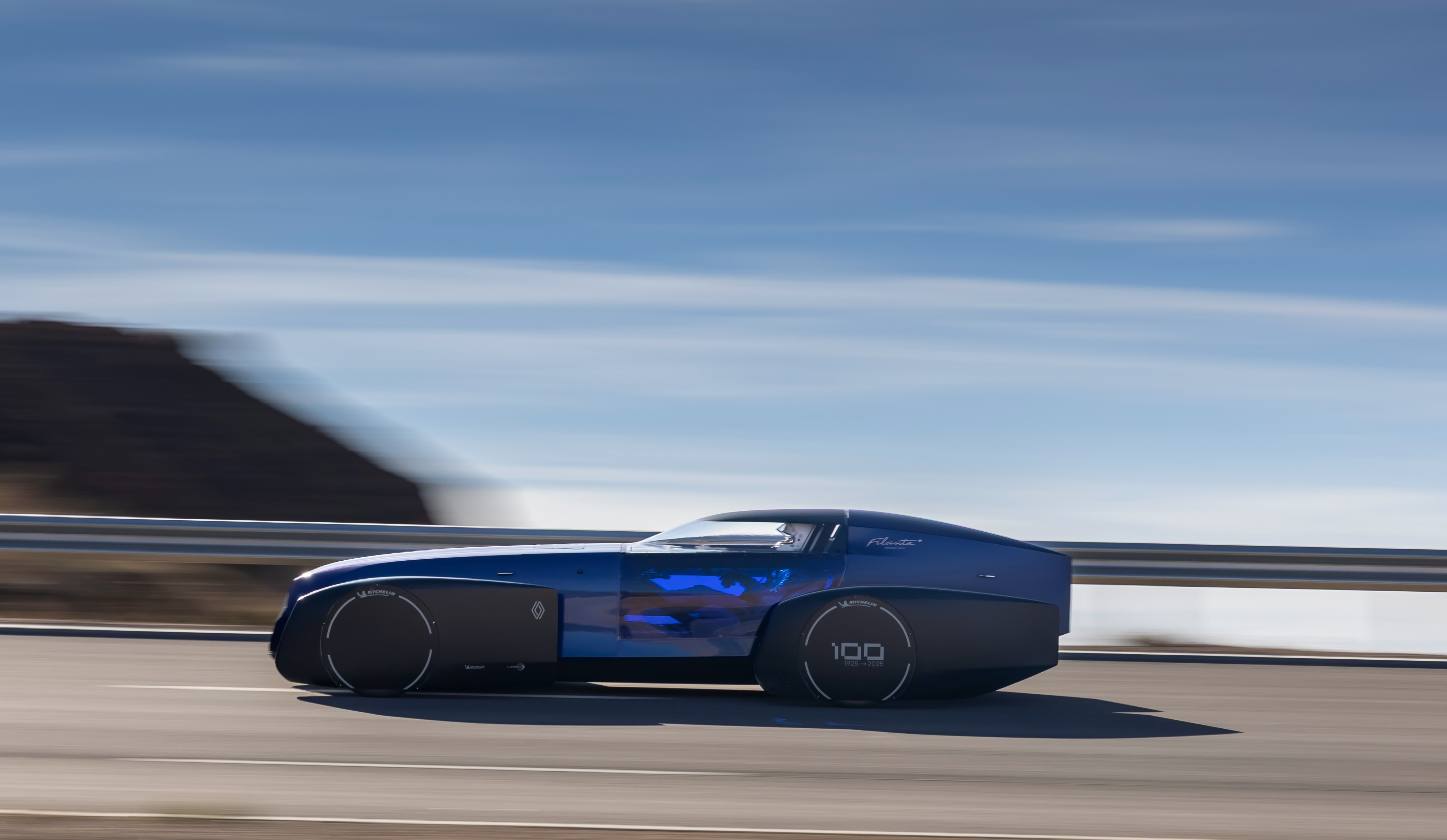 Electric record set by Renault