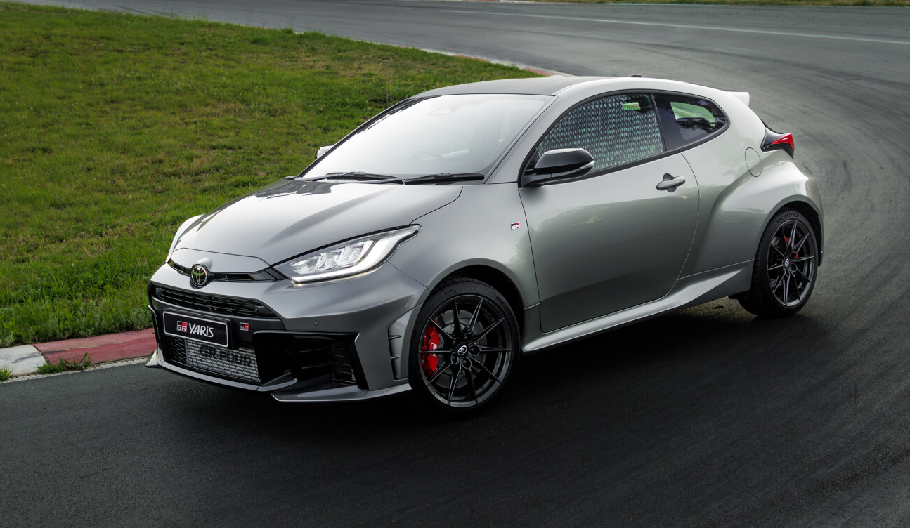 Road Review - Toyota Yaris GR Sport auto