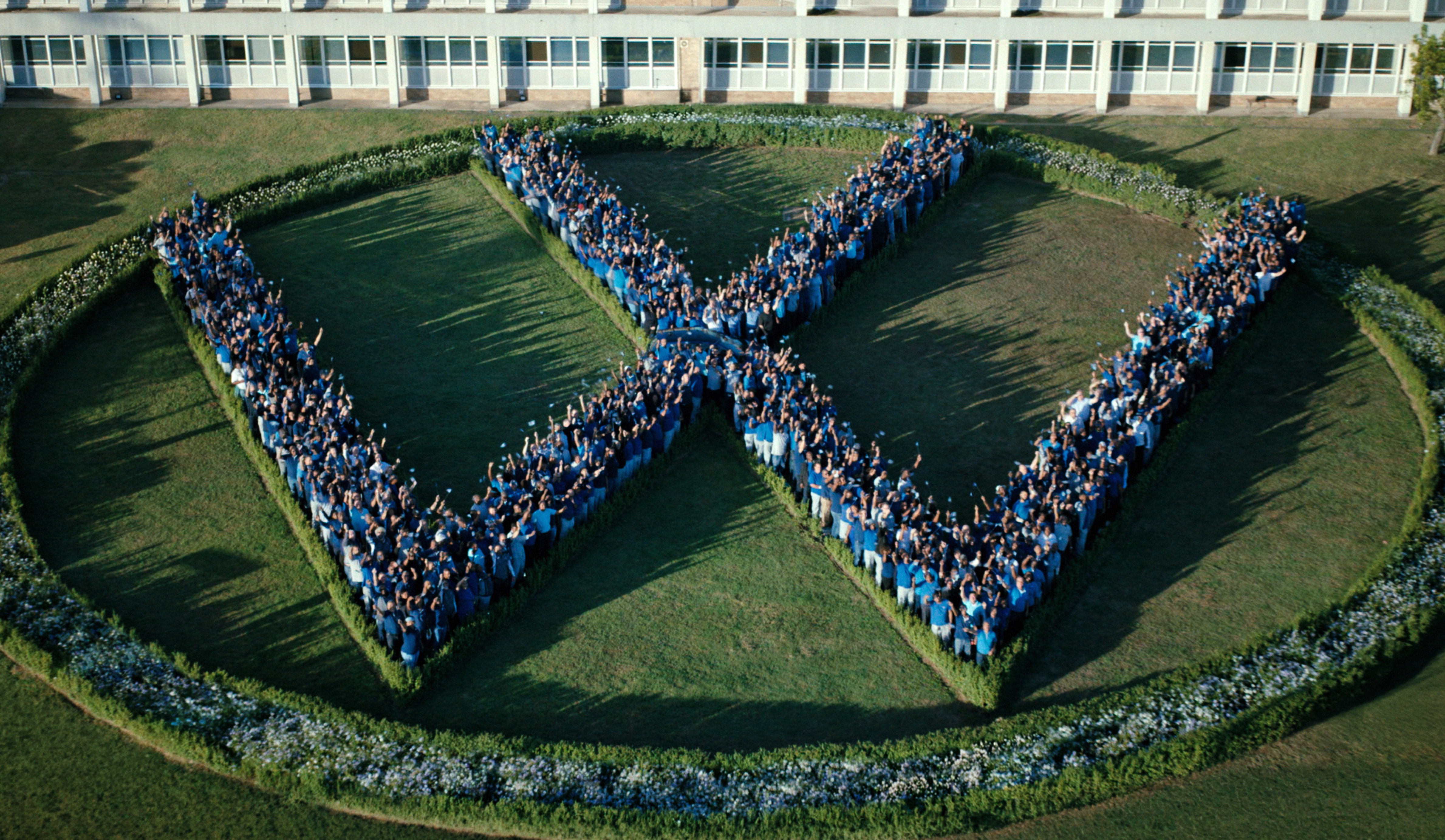 VWGA remakes popular 1980s television advert with employees