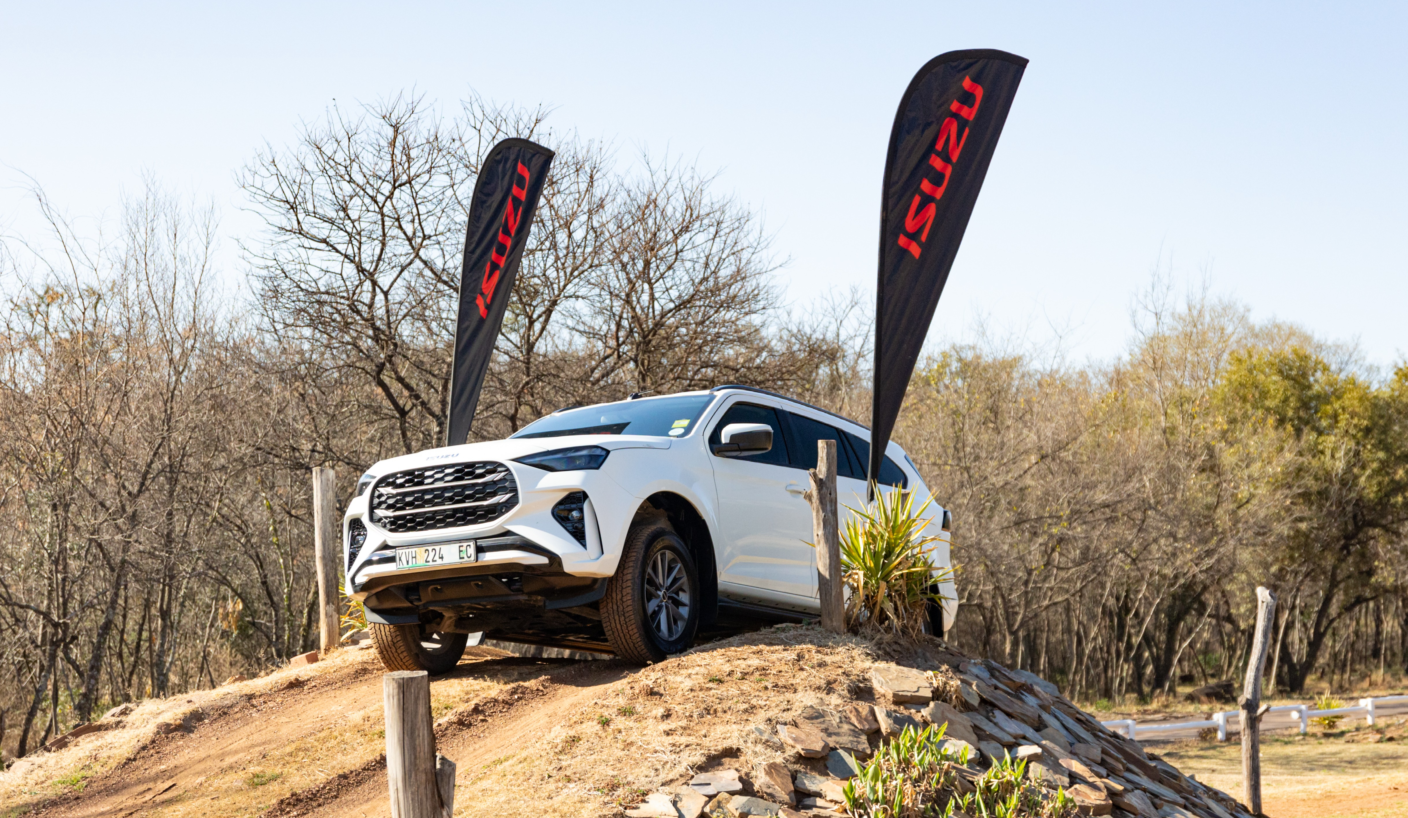 ISUZU MU-X 1.9 LS 4x4: Built for adventure, designed for everyday life
