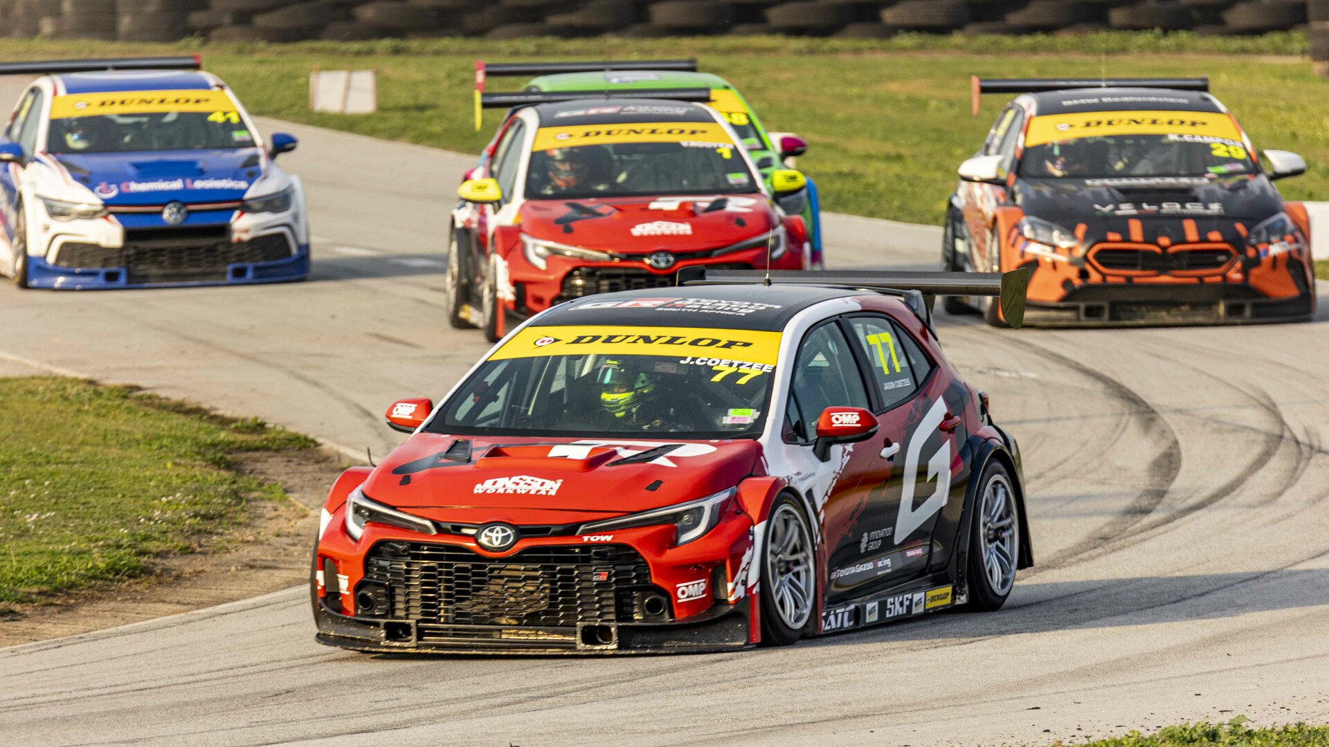 Close racing at Aldo Scribante