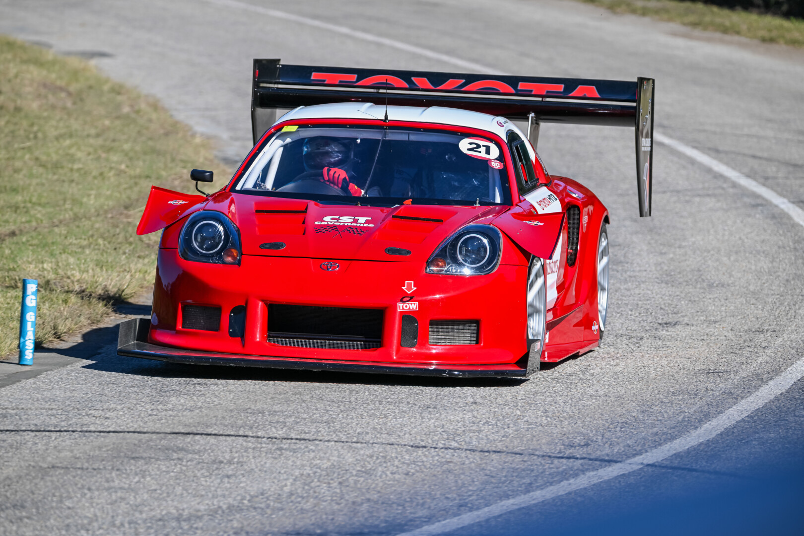 Pieter Zeelie in the Toyota MR2 looking for another Simola title