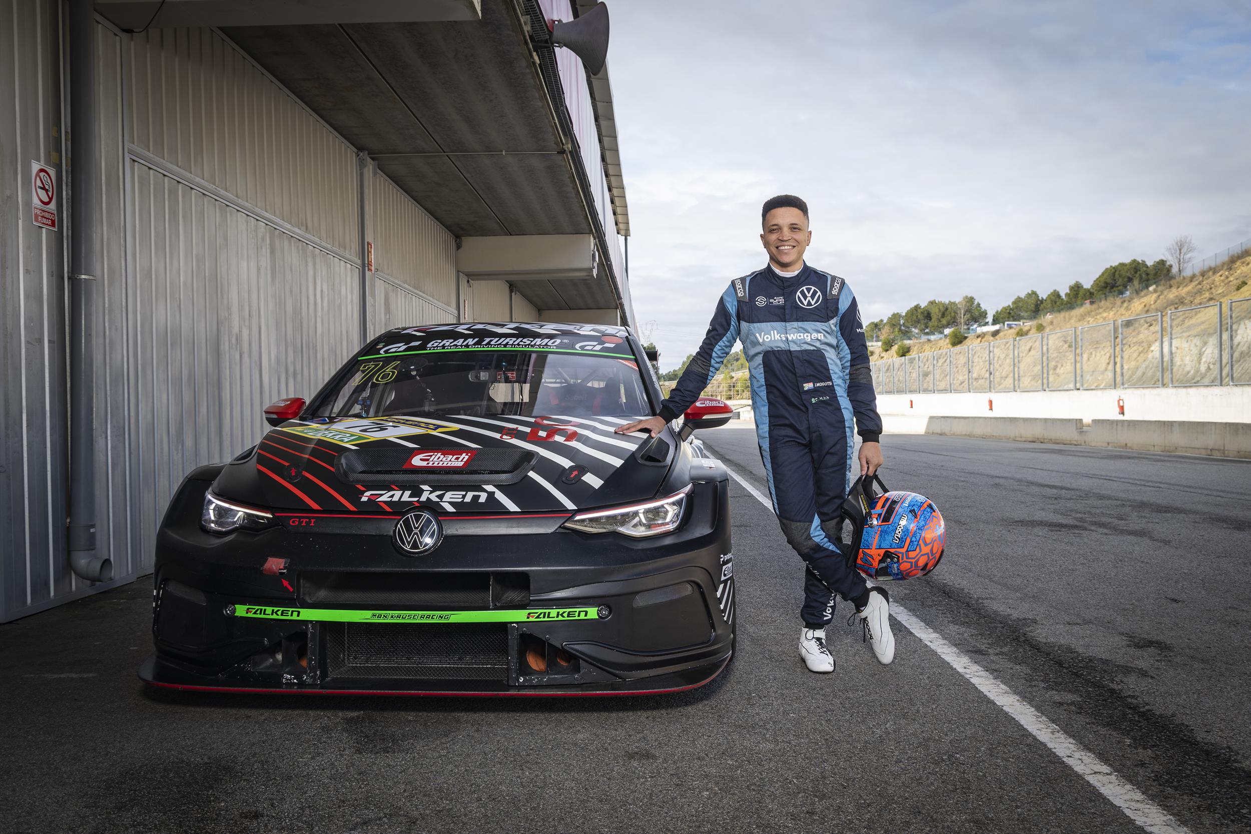 Jonathan Mogotsi has earned his international licence